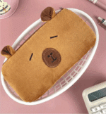 Estojo de Pelúcia Capivara / Papelaria Fofa Kawaii - Imagem 3